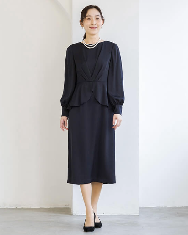 モデル：身長167cm　ヒール高：約8cm　着用サイズ：9号