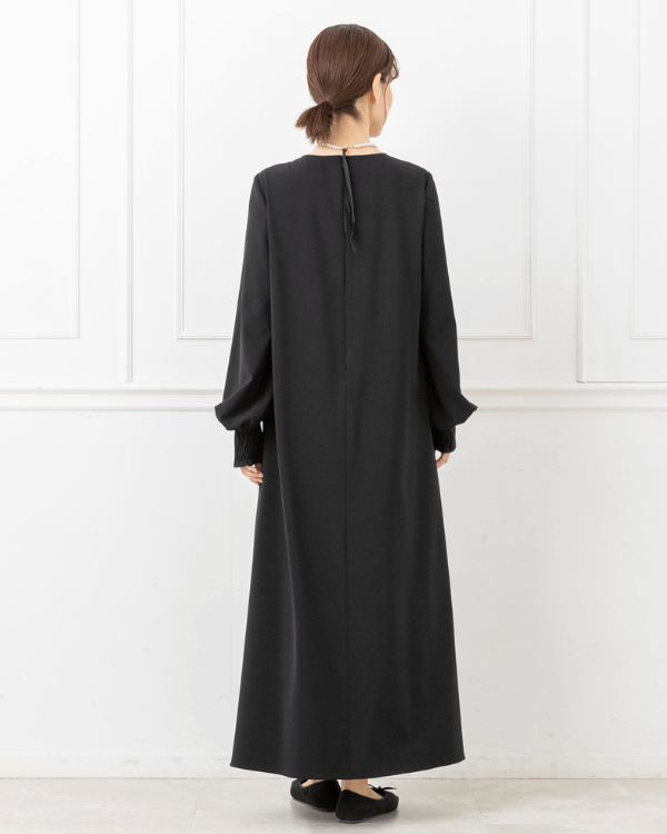 オケージョン　ワンピース ブラック ※色・サイズ選択可】刺繍入り付け襟 お袖付き マルチ