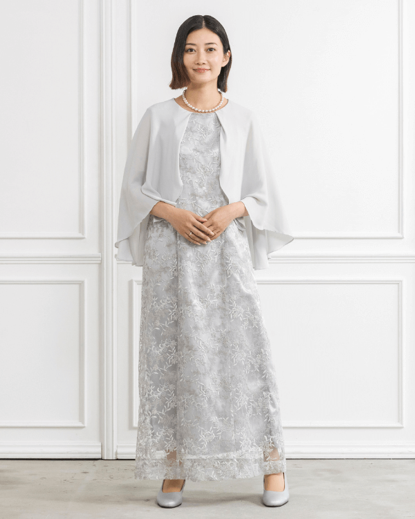 モデル身長：160cm　ヒール高：5cm　着用サイズ：着丈短め9号