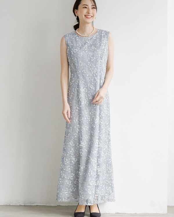 ※モデル：身長165cm　9号着用　8cmヒール着用