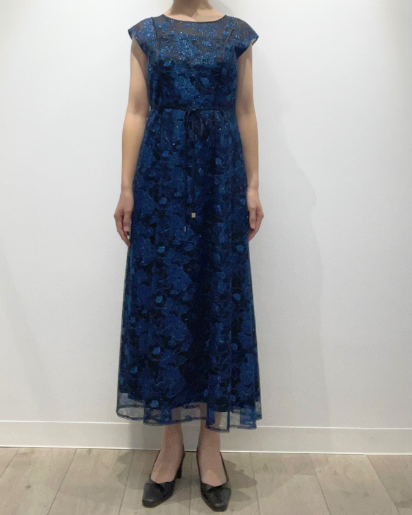 モデル身長：158cm　ヒール高：6cm　着用サイズ：9号