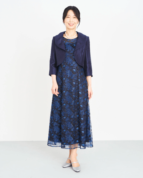 モデル身長：162cm　ヒール高：8cm　着用サイズ：9号　合わせているジャケット：6410217-74
