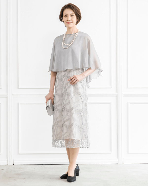 コーディネート例です。モデル身長：165cm　ヒール高：5cm　着用サイズ：9号