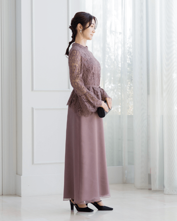 モデル身長：157cm　ヒール高：8cm　着用サイズ：9号