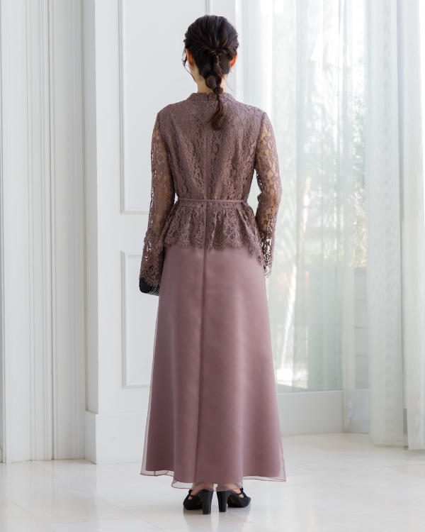 モデル身長：157cm　ヒール高：8cm　着用サイズ：9号