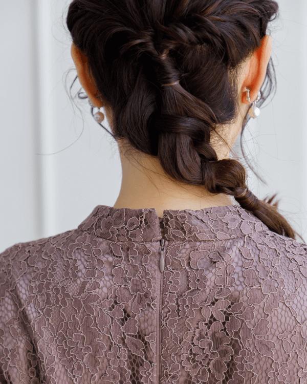 モデル身長：157cm　ヒール高：8cm　着用サイズ：9号