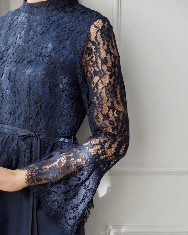 モデル身長：170cm　ヒール高：5cm　着用サイズ：9号