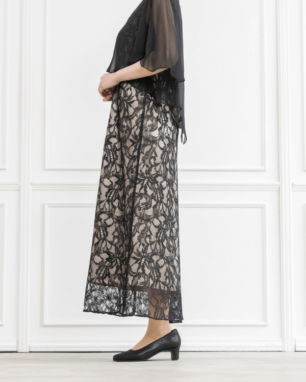 モデル身長：165cm　ヒール高：5cm　着用サイズ：9号