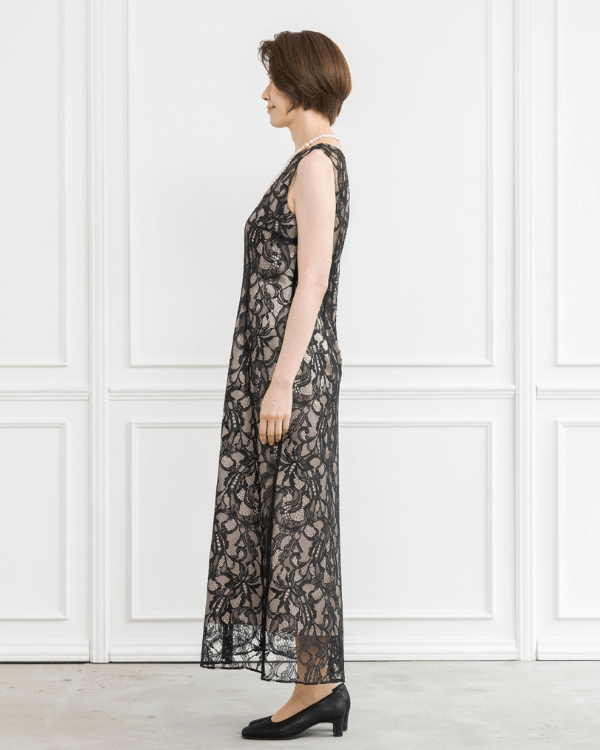 モデル身長：165cm　ヒール高：5cm　着用サイズ：9号