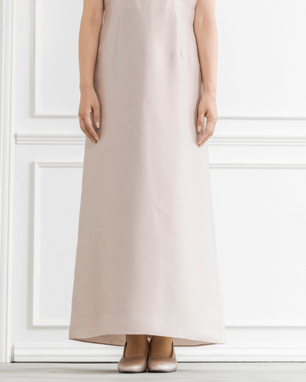 モデル身長：160cm　ヒール高：5cm　着用サイズ：着丈短め9号