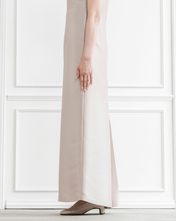 モデル身長：165cm　ヒール高：5cm　着用サイズ：着丈長め9号