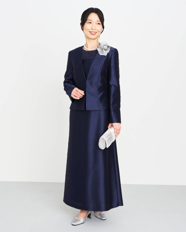 お母様向けドレス一覧ページ】結婚式・50代60代向け母親の装いをお探し