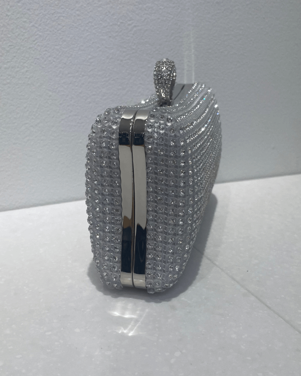 シルバー】リング型持ち手付き ストーンメッシュクラッチバッグ